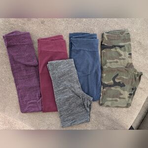 Bundle of 5 Time and Tru Leggings - Size S